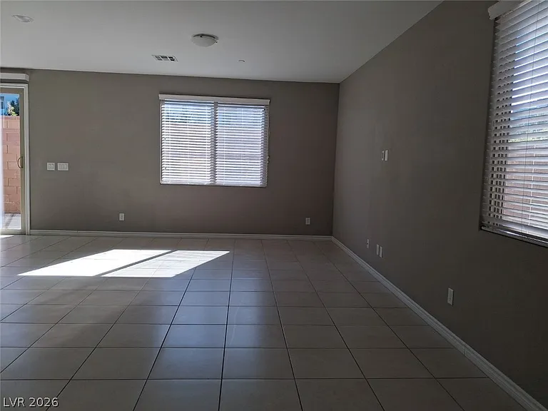 909 Bluebell Brook St — Photo 5