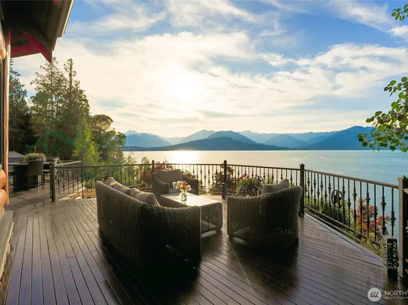 14594 NW Tree Top Lane, Seabeck, WA 98380