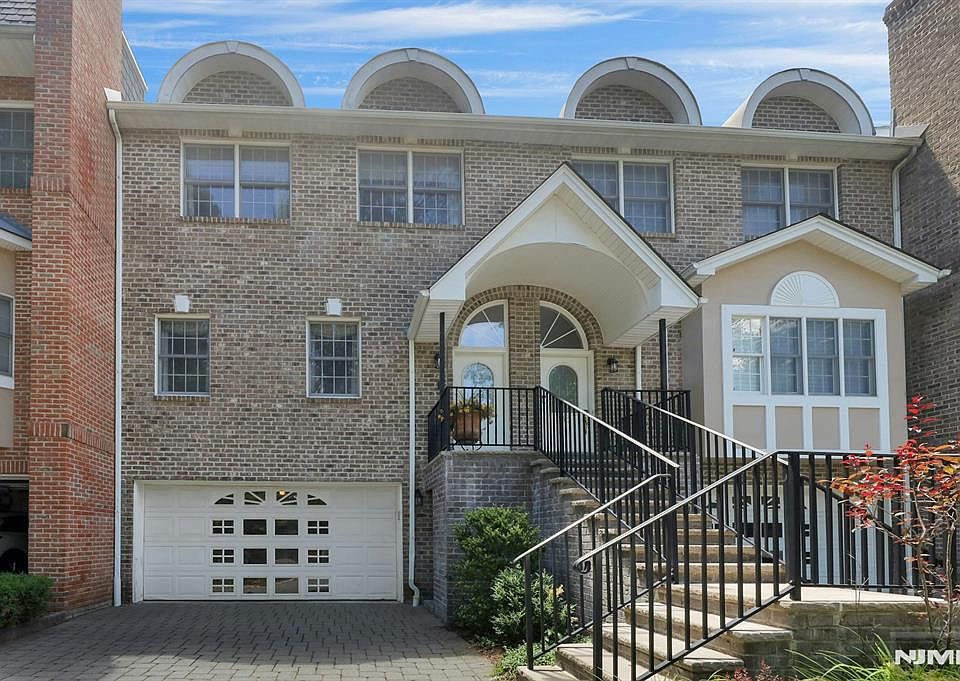 1st image of 143 Stonegate Trl #44