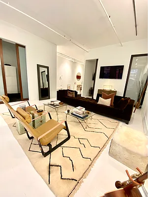 Rented by Dynamik Realty | media 26