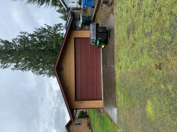 157 Steelhead Dr, Silver Creek, WA 98585