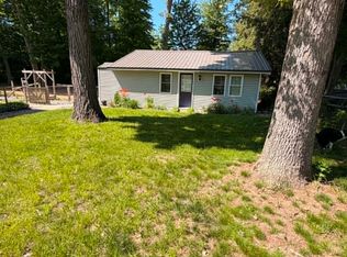 11832 W Carson City Rd, Greenville, MI 48838