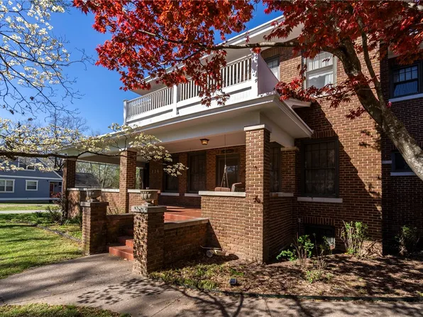 114 S College St, Siloam Springs, AR 72761