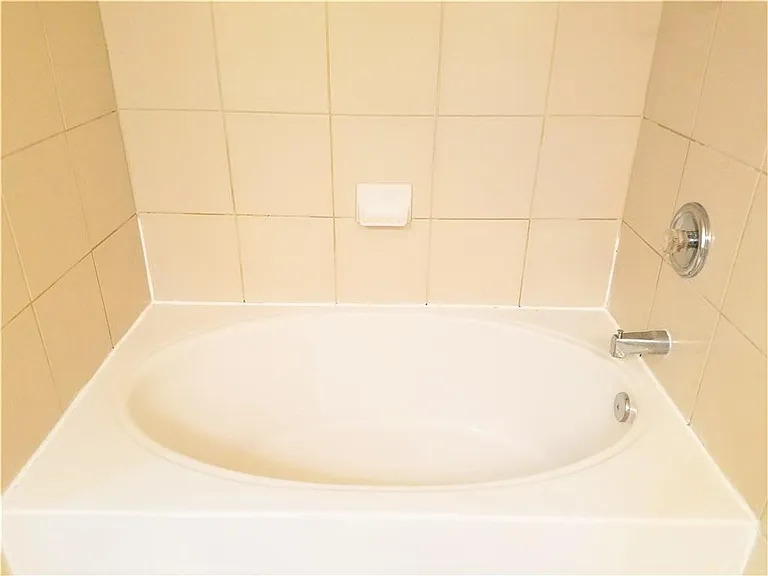 3645 Postwaite Cir — Photo 21
