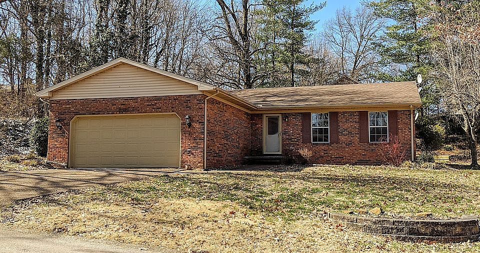 1st image of 5355 Woodridge Dr