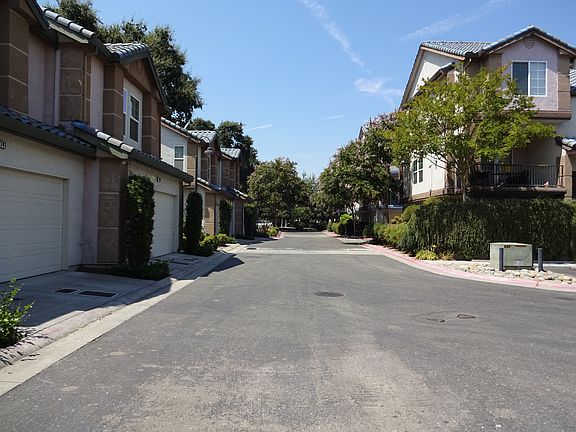 3rd image of 7737 Park River Oak Cir