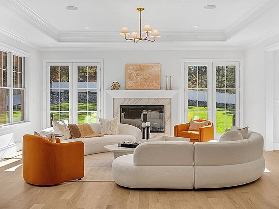 5th image of 8 Crestview Rd