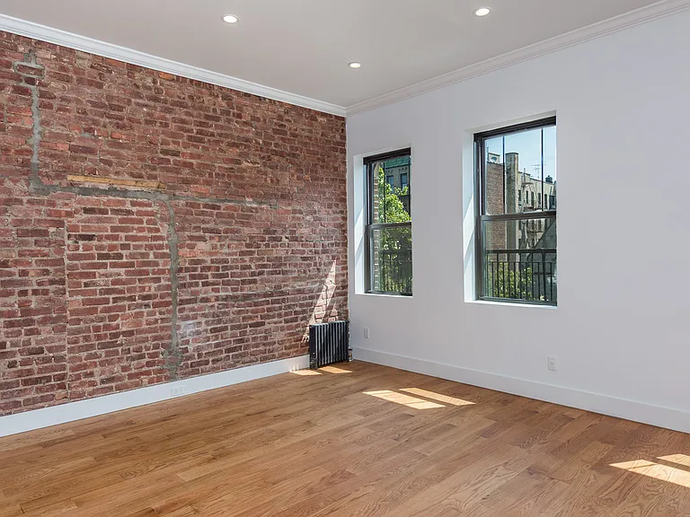 260 Washington Ave #B-1 — Photo 1