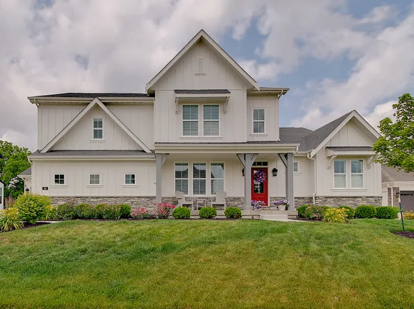 84 Chatham Green Ct, Westfield, IN 46074