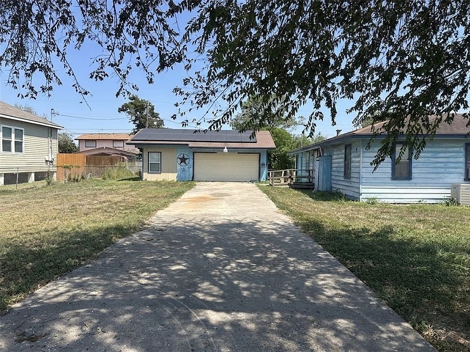 1st image of 801 Ruben Chavez Rd