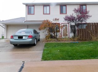 1303 Jester Ct #A, Brunswick, OH 44212