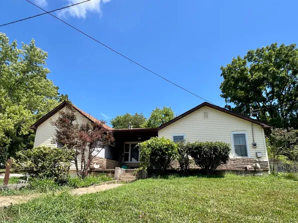 1016 Zimmerman Avenue, Cabool, MO 65689