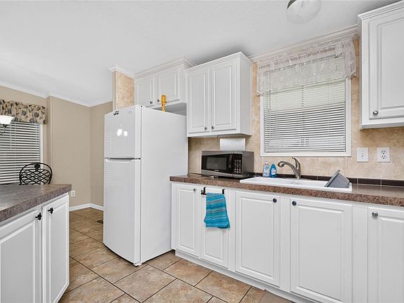 4th image of 7464 DANVERS CIRCLE