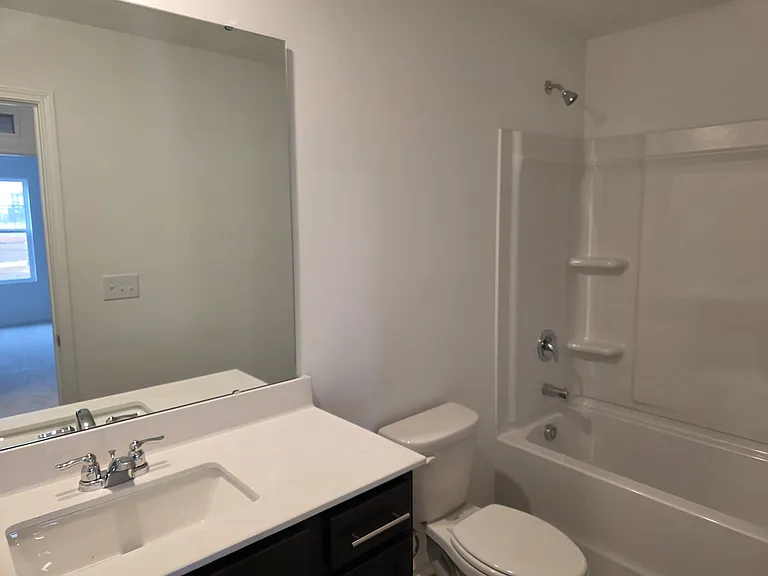 101 Napoleone St — Photo 19