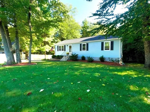 25 Brookside Dr, Douglas, MA 01516