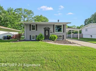 3011 Avon St, Midland, MI 48640