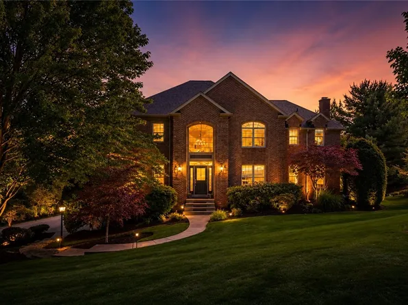 301 Bunker Hill Dr, McMurray, PA 15317