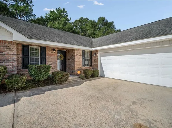 5869 Spyglass Dr, Mobile, AL 36618