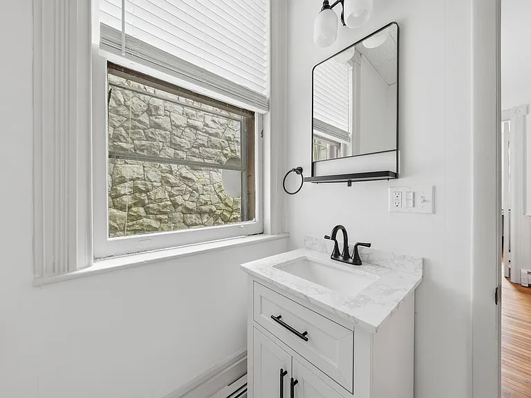 245 Clinton St — Photo 11