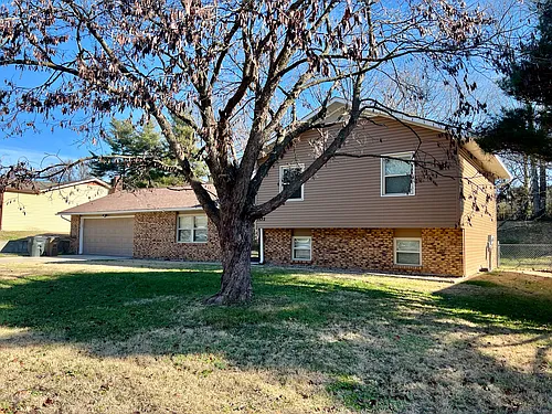 1932 Carolina Ln Photo 1