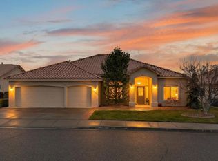 8906 W Rio Grande Ave, Kennewick, WA 99336