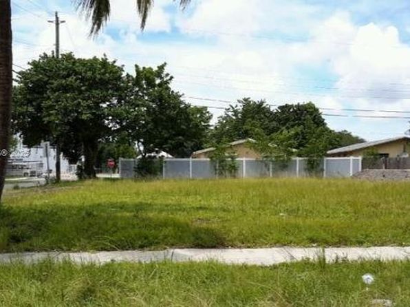 23 Northwest Ave, Pompano Beach, FL 33069