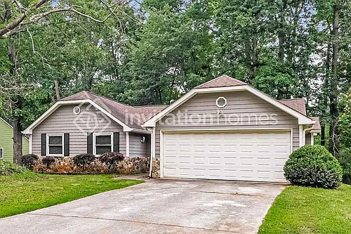 1570 Canberra Dr Photo 1