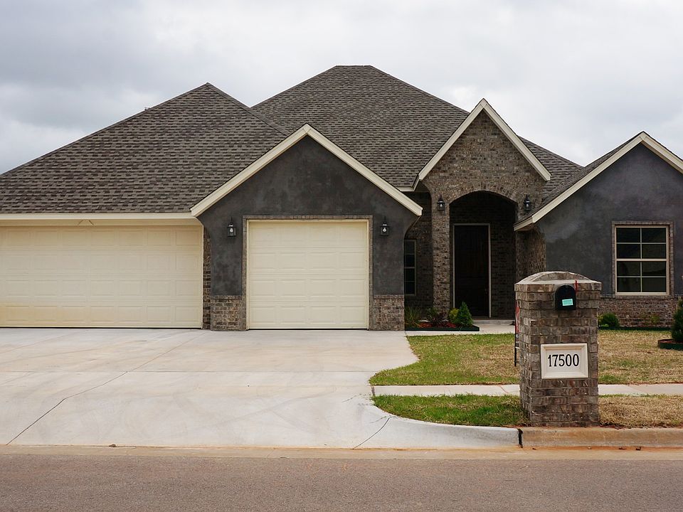 1st image of 17500 Braken Dr