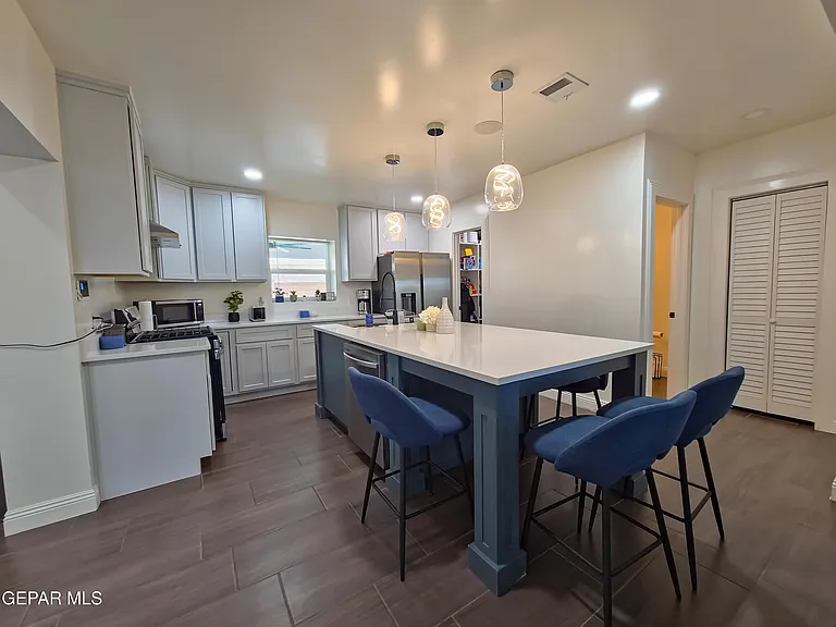 7321 Cuba Dr — Photo 15