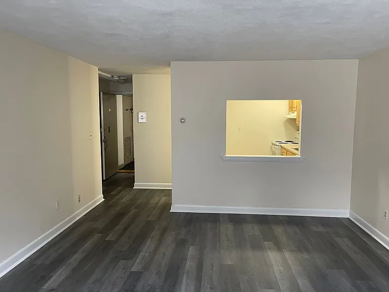 90 Gardner St #5B — Photo 6