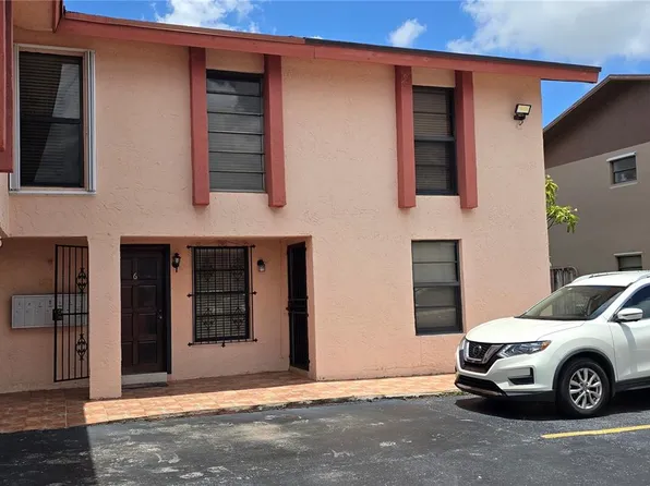 1345 W 41st St APT 6, Hialeah, FL 33012