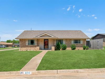 124 Ruskin Pl, Chickasha, OK, 73018