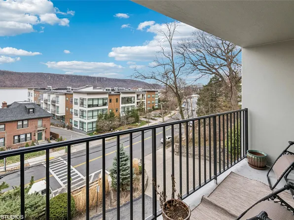 1120 Warburton Avenue #2C, Yonkers, NY 10701
