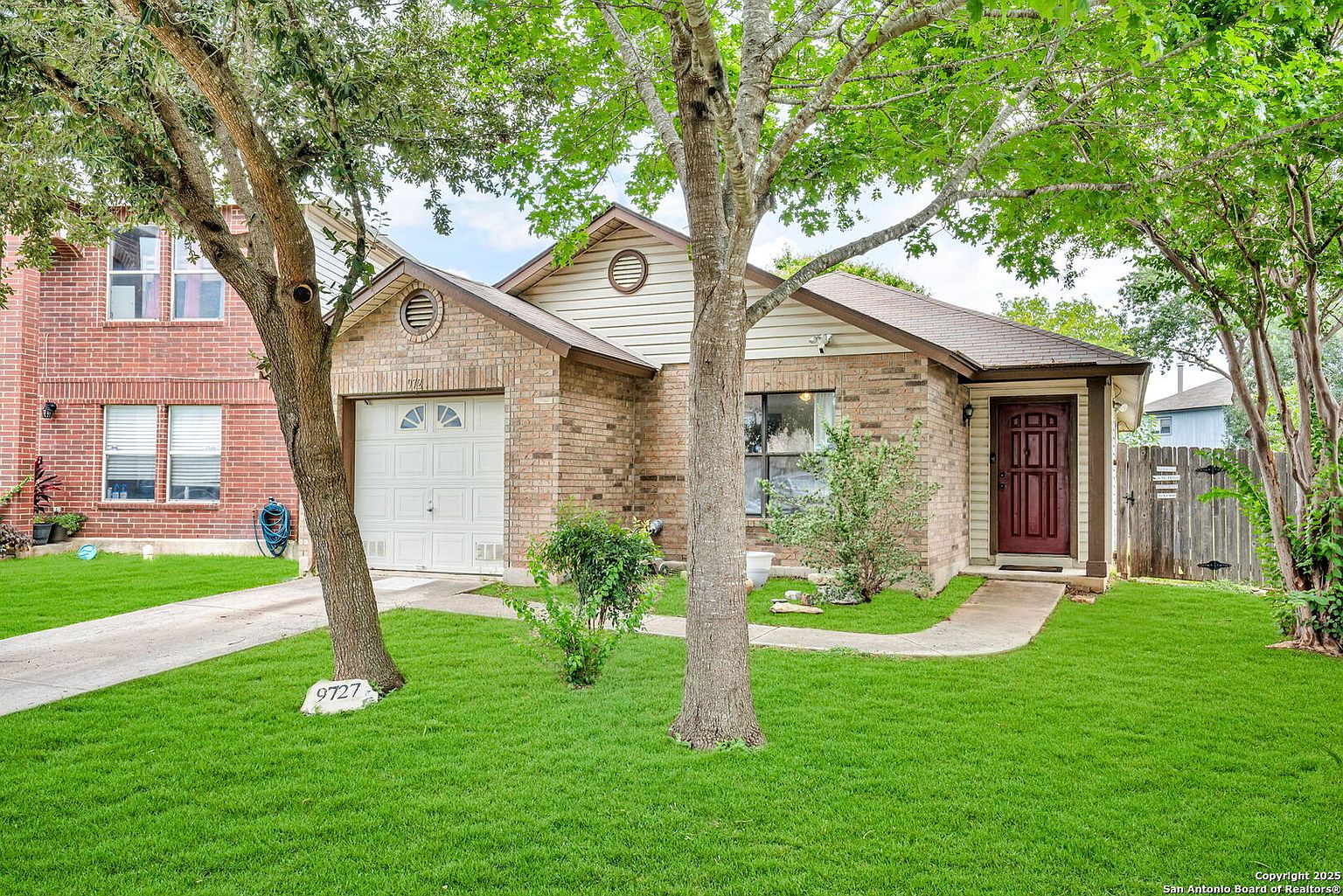 Cozy home in a quiet neighborhood