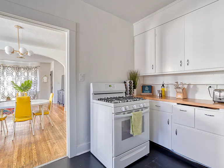 2215 SE Powell Blvd #2 — Photo 14