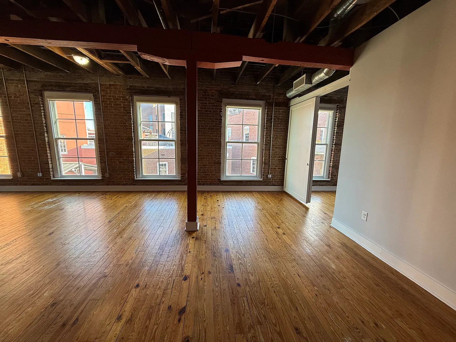 2 bed, 1680 sqft, $2,600 — Photo 3