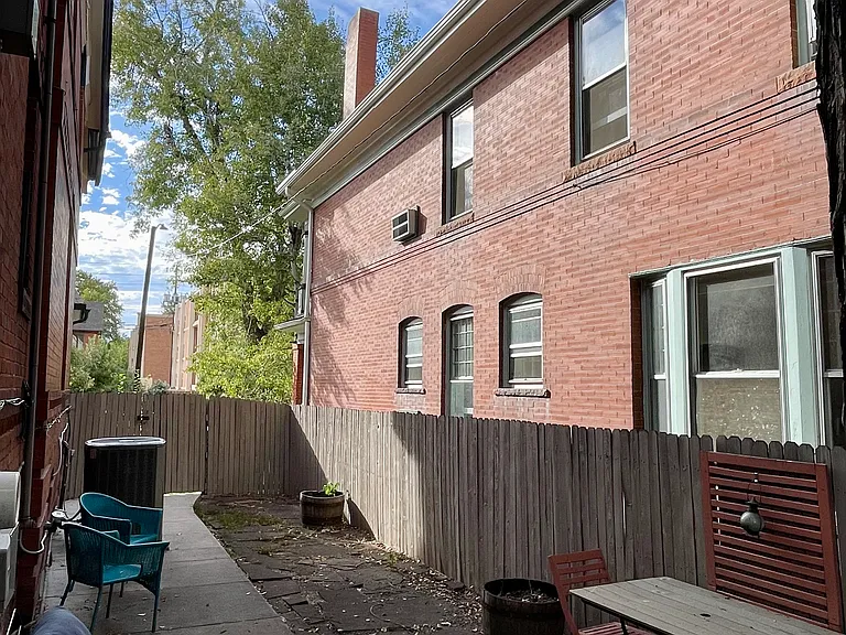 1418 Gaylord St #1 — Photo 10