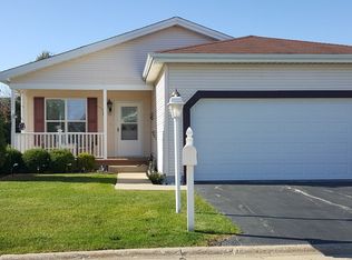 112 Gulfstream Ct, Grayslake, IL 60030