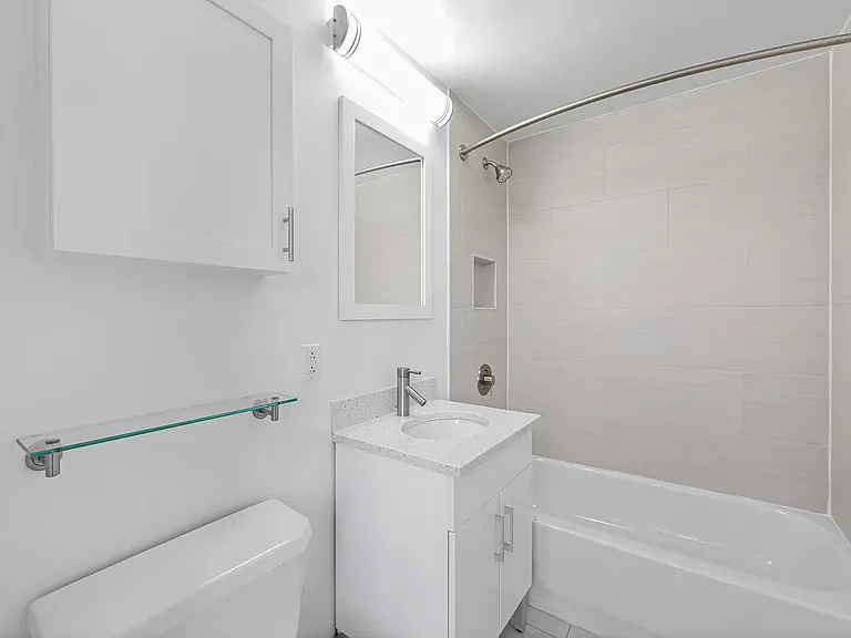 354 E 91st St #1602 — Photo 5