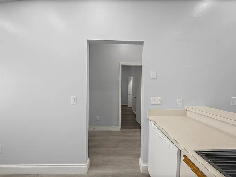 10441 SW 85th Ct — Photo 10
