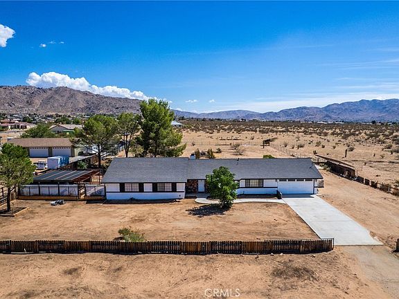 2nd image of 16433 Ocotilla Rd