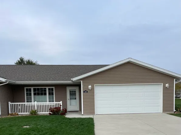 126 Goldfinch Ct, Independence, IA 50644