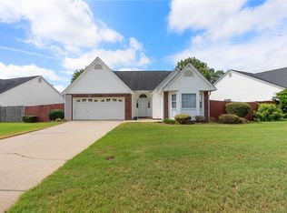 5 Raintree Cove Dr, Taylors, SC 29687