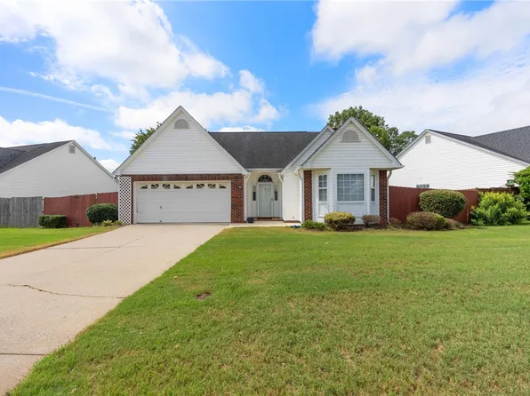 5 Raintree Cove Dr, Taylors, SC 29687