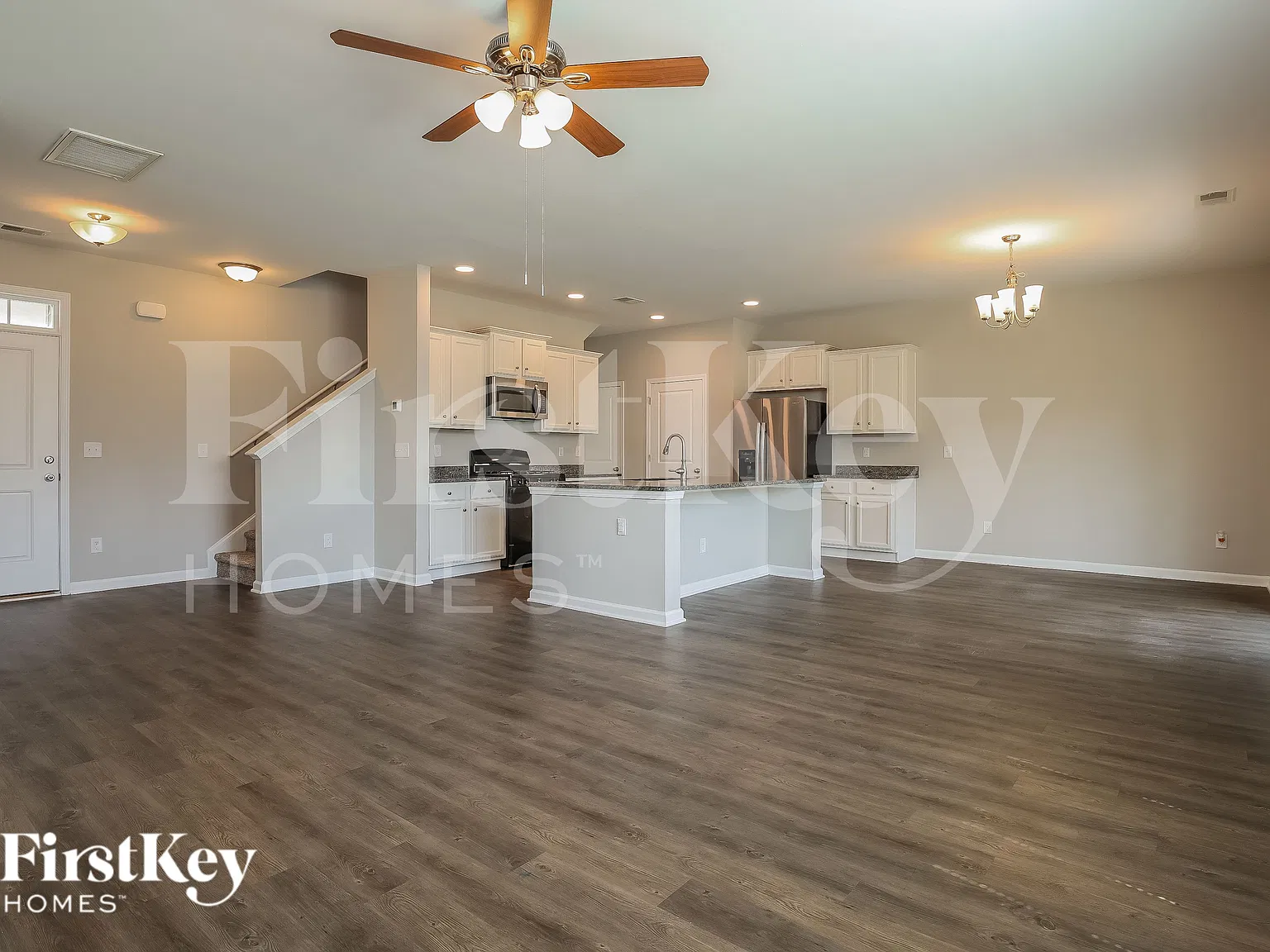 3 bed, 2.5 bath, 1704 sqft, $2,560 — Photo 3