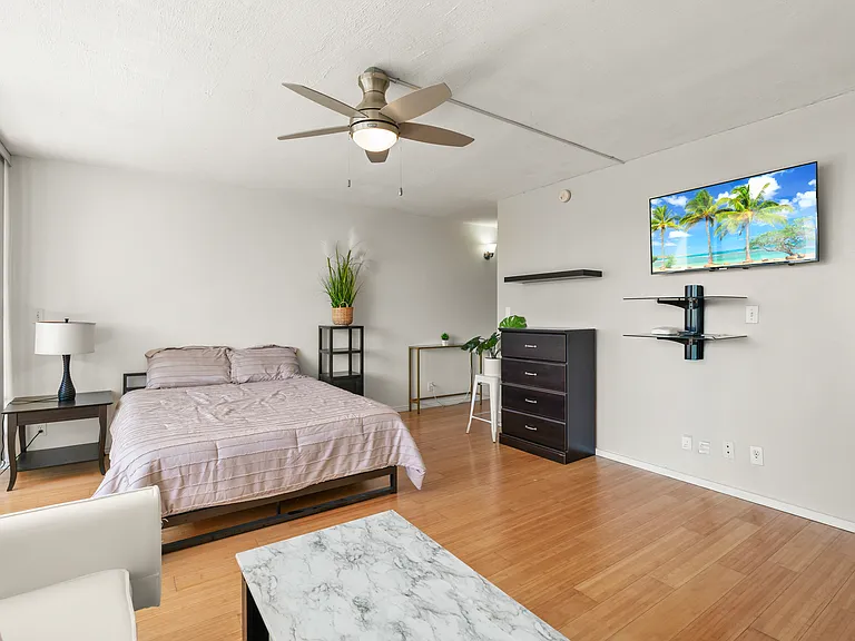 queen size bed