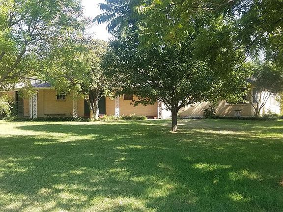2nd image of 2200 Elizabeth Dr