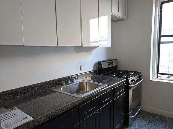 2nd image of 470 Concord Ave #6J