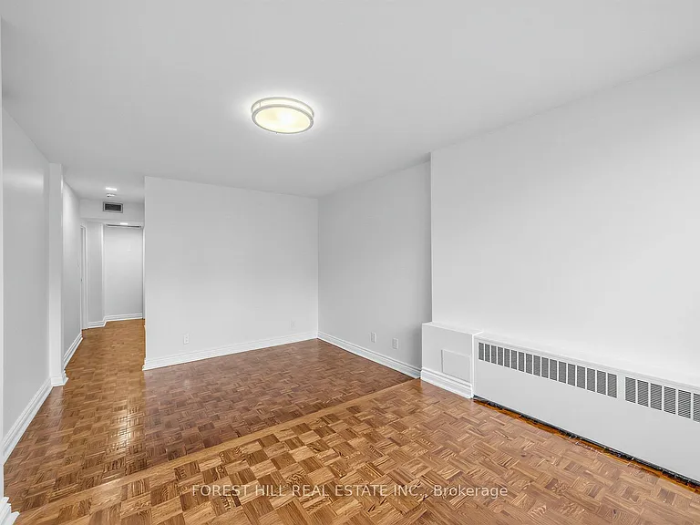 561 Avenue Rd #803-4 — Photo 14