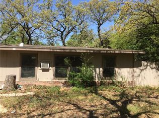 8000 Moran Rd, Azle, TX 76020